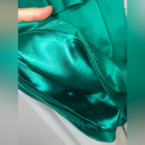 WORN ONCE - MAX AND CLEO Womens Emerald Strapless Satin Peplum Cocktail Dress - Picture 9 of 10